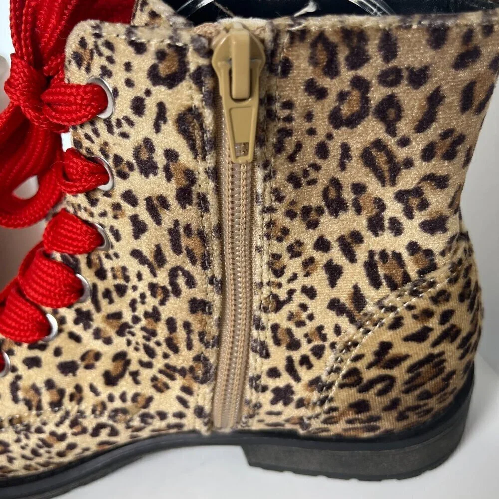 Dolce Vita Sophie Girl Leopardess Tan‎ Leopard Print Red with shoestrings Size 4